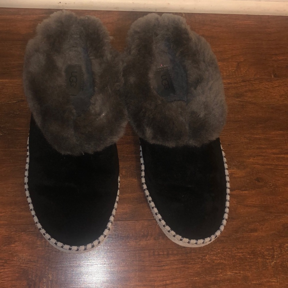 UGG slipper